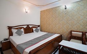 Fabhotel Vijay Niwas